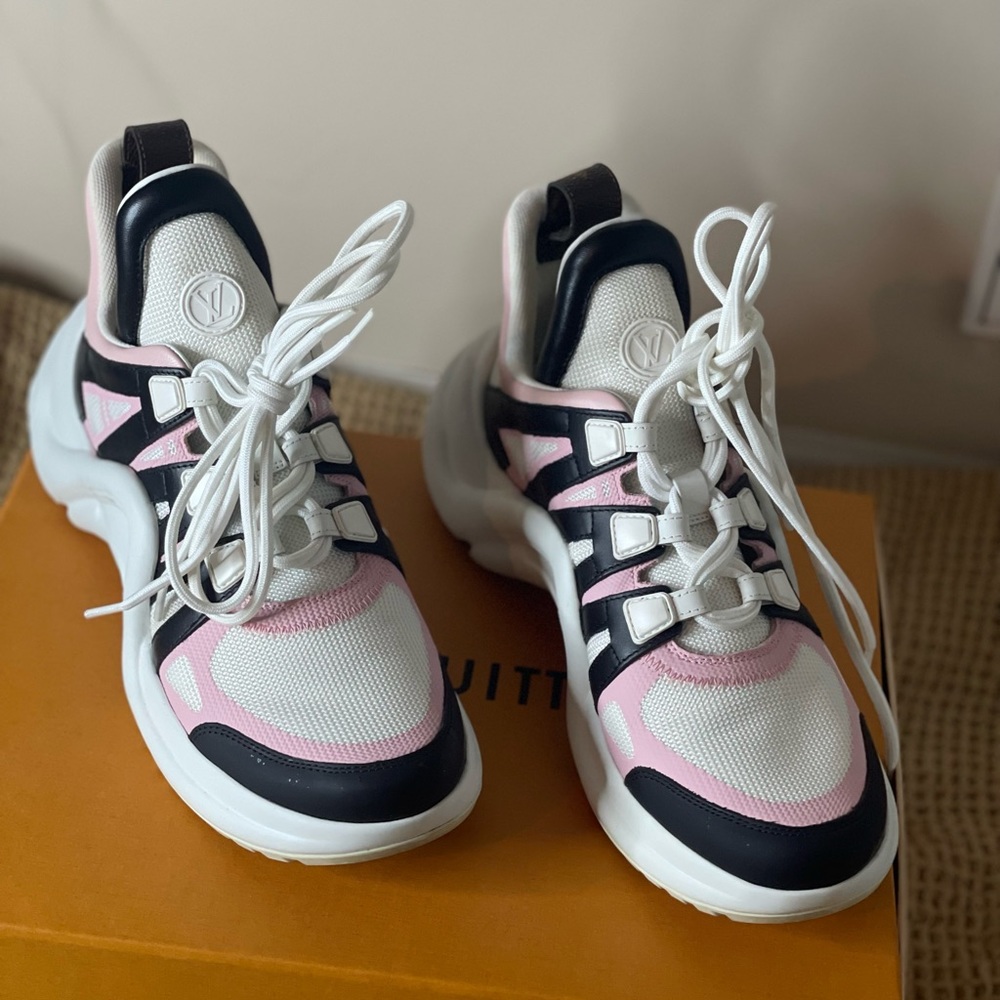 LV sneakers